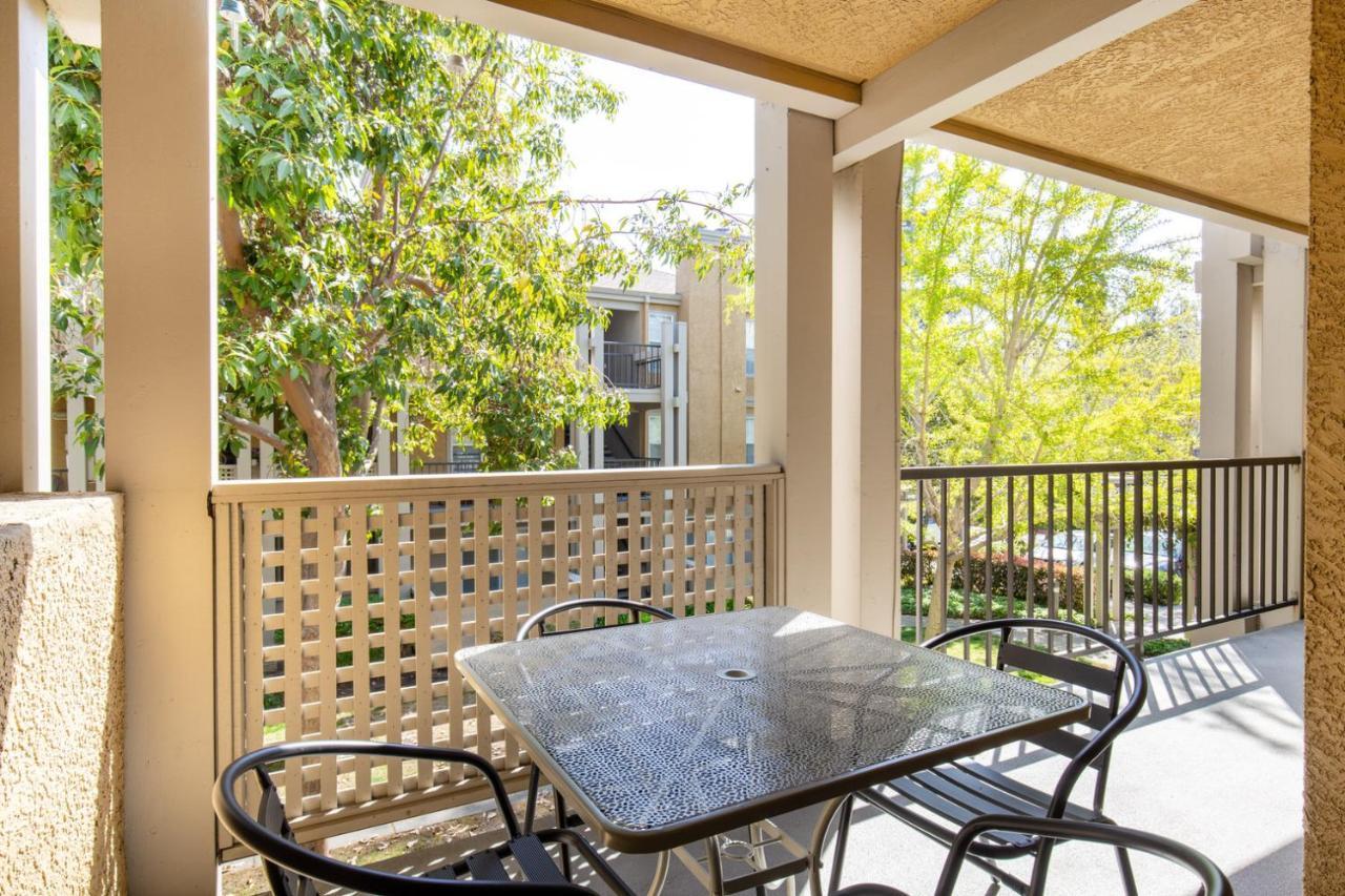 2br W Wd Gym Pool S F O-509 *